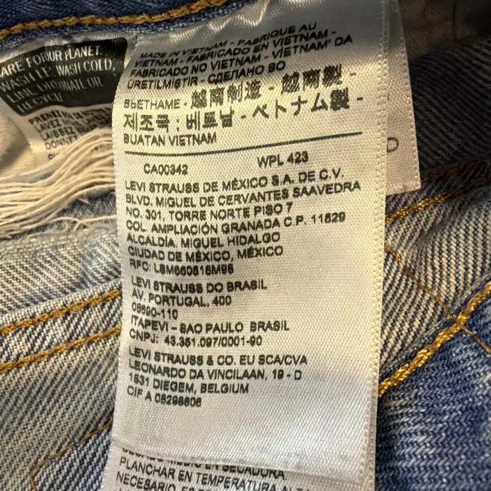 Y2KLevis 501 ButtonFly Blue Jeans W34 /L28 Funky Grunge Distressed Made 11/09